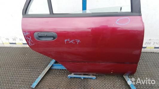 Дверь задняя правая mitsubishi carisma (PSE07FT01)