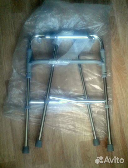 Ходунки для пожилых людей, новые