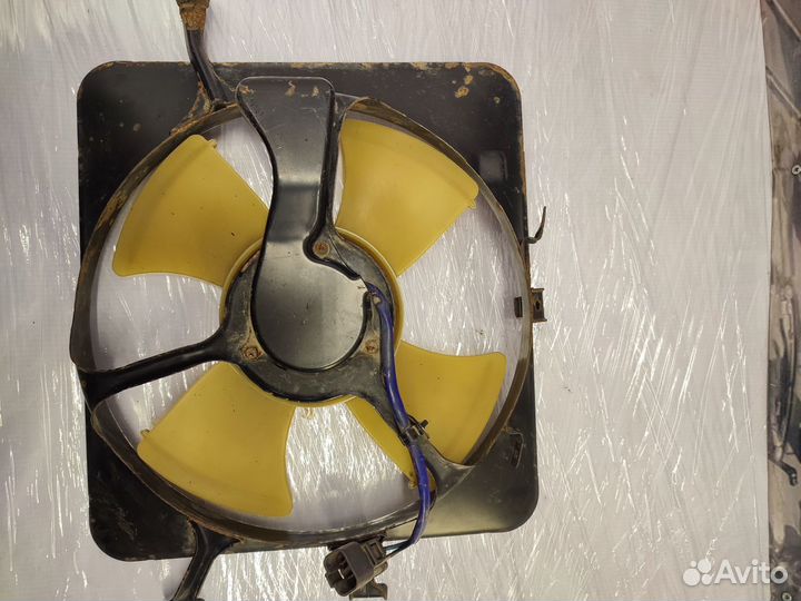 Вентилятор радиатора Honda CR-V