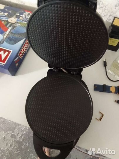 Вафельница новая