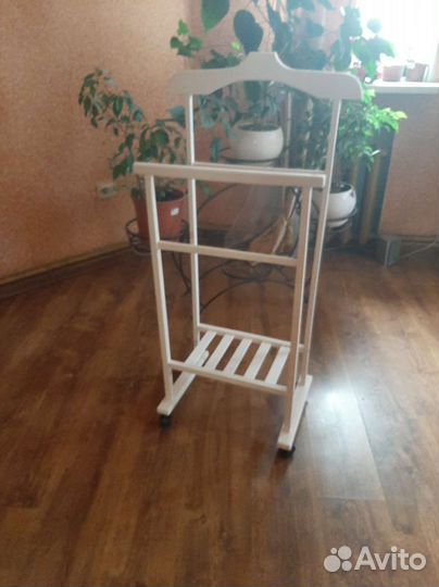 Вешалка напольная