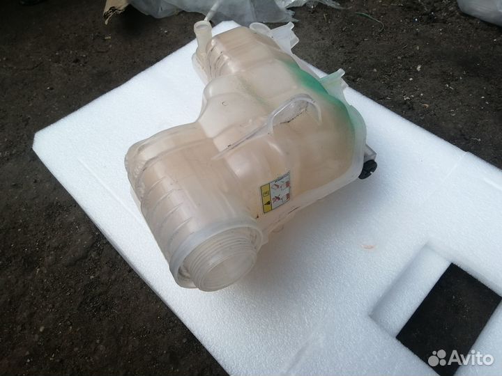 Расширительный бачок Range Rover Sport 2 L494 L405