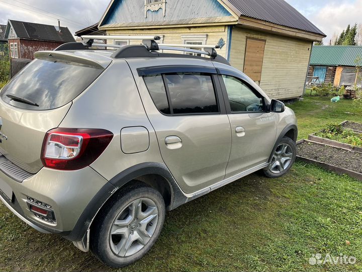 Renault Sandero Stepway 1.6 МТ, 2019, 29 600 км