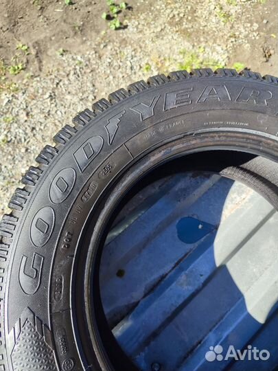 Зимние колеса r15 Goodyear