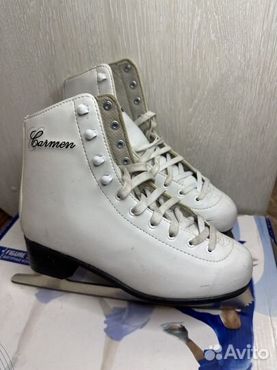 Женские фигурные коньки