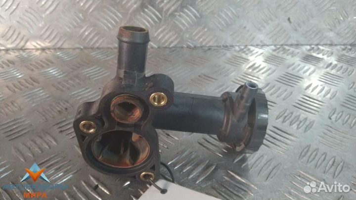 Корпус термостата Mini Cooper R50 2002 04693366AA