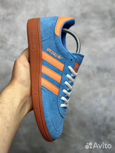 Adidas spezial