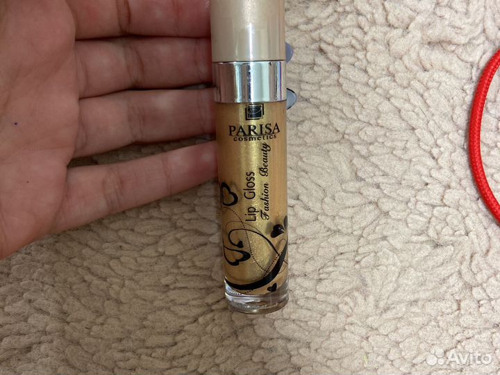Блеск для губ Parisa