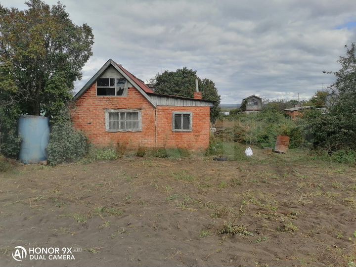 Дача 30 м² на участке 4 сот.