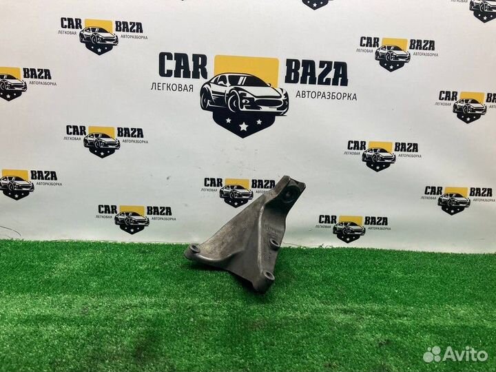 Кронштейн двигателя Volkswagen LT