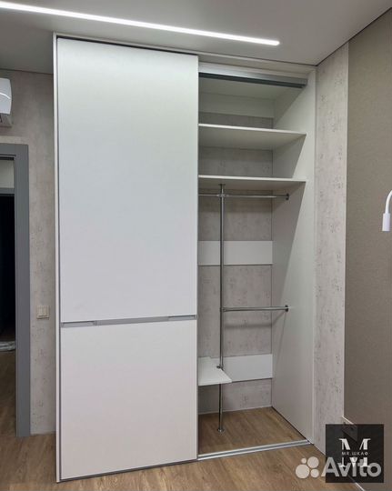 Шкаф-купе в стиле IKEA