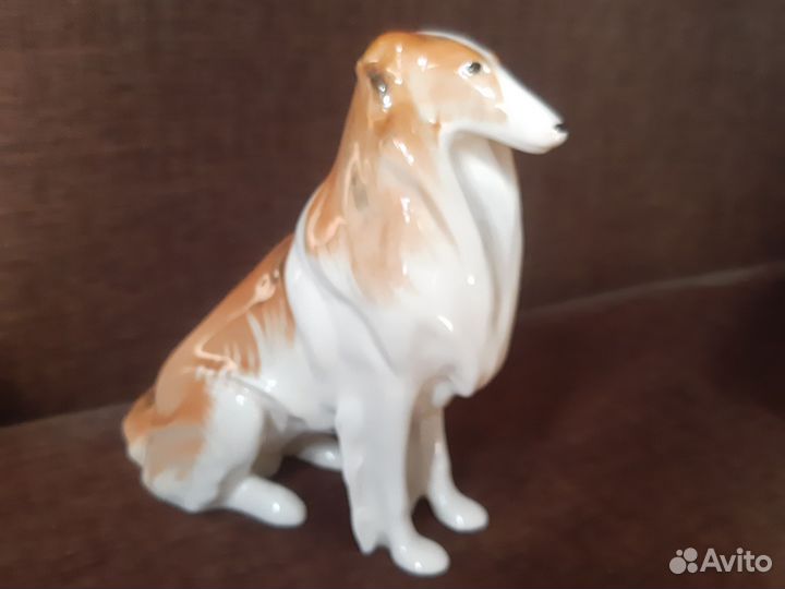Фарфоровая статуэтка собаки лфз
