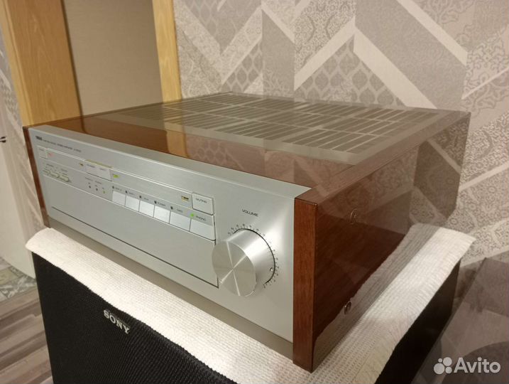 Yamaha A-2000. Усилитель