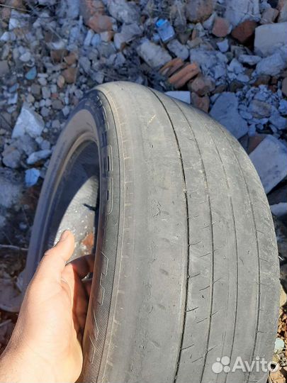 Bridgestone Dueler H/L 33A 235/55 R20