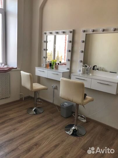 Мебель для салона красоты бу