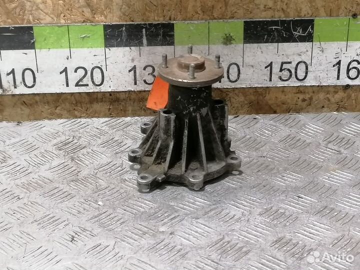 Насос водяной помпа Nissan Navara d40