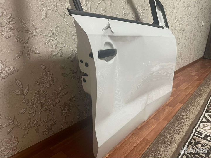 Дверь volkswagen polo передняя правая