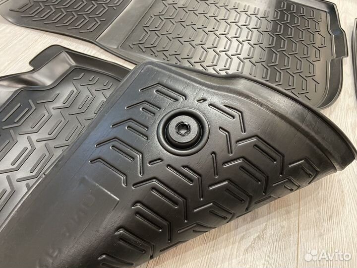 Оригинальные ковры Nissan Terrano 2wd