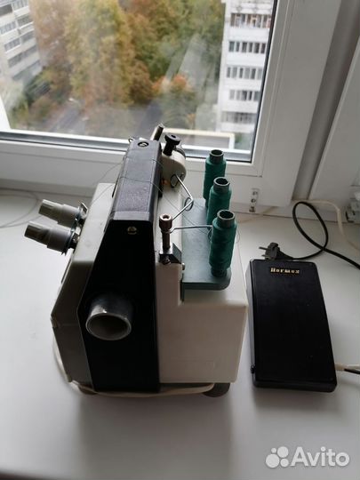 Машина краеобметочная бытовая