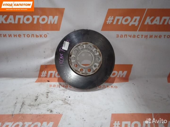 Диск тормозной передний Volkswagen Golf 5 2009