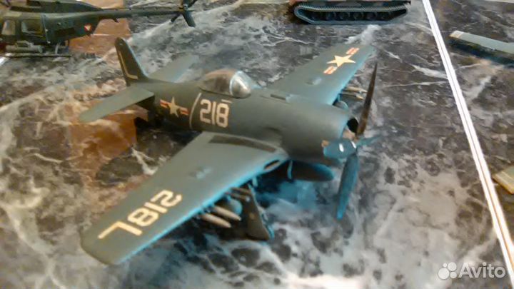 Собранные и окрашенные модели 1:72