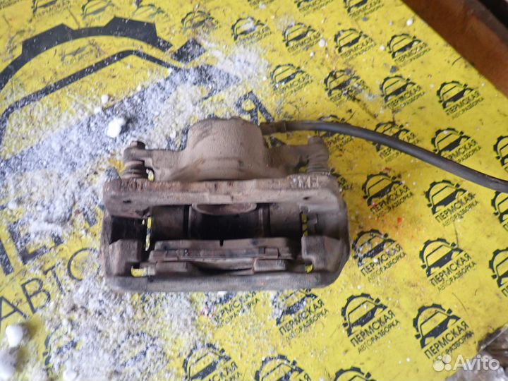 Суппорт тормозной передний правый для Honda HR-V