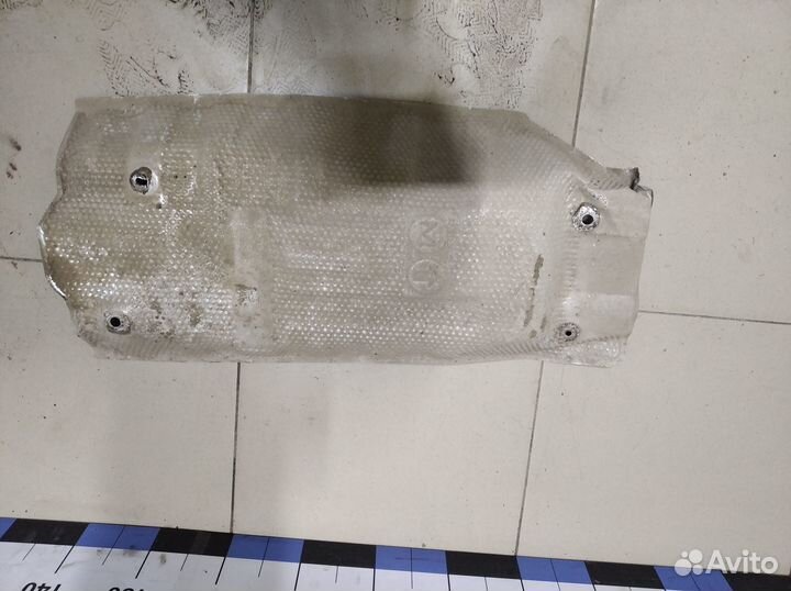 Экран теплозащитный Fortuner 2015