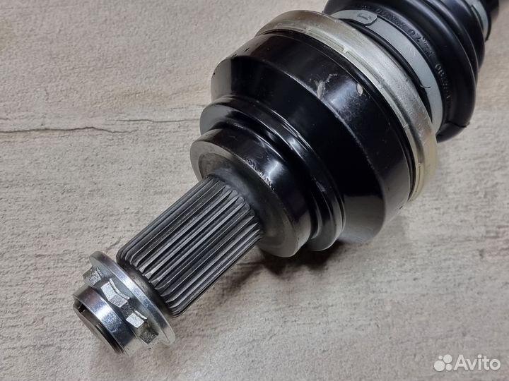 Привод зад. прав. BMW X1, E84 Diesel - GKN, 305229