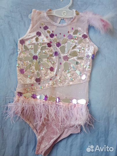 Костюм для художественной гимнастики