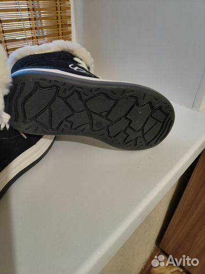 Ботинки женские зимние