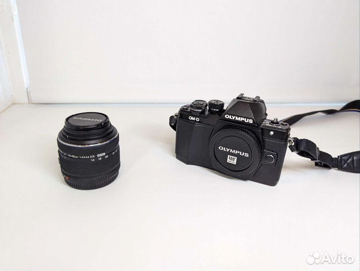 Фотоаппарат Olympus OM-D E-M10 Mark II Kit