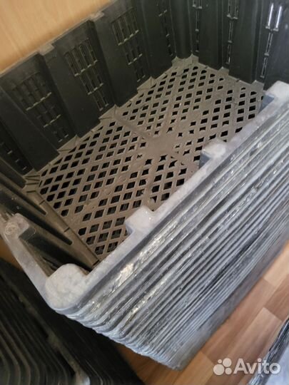 Ящики из пластика высокой прочности