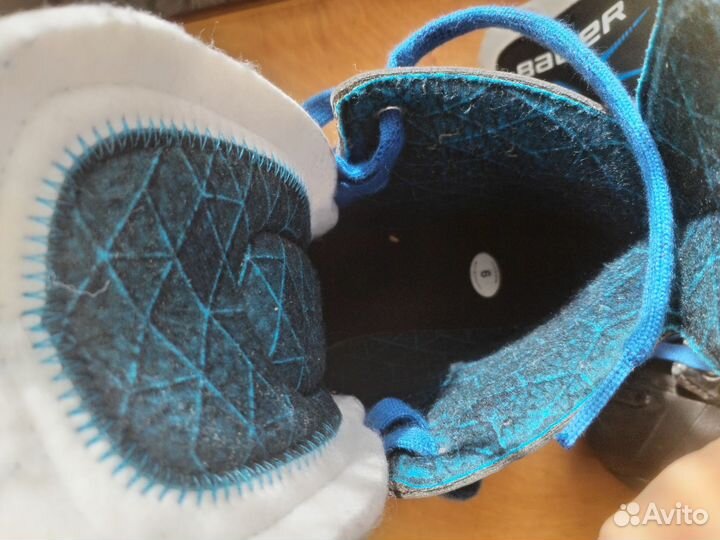 Хоккейные коньки bauer