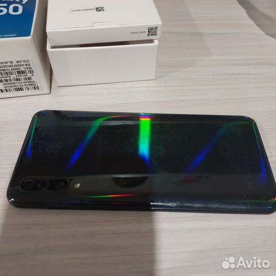 Samsung Galaxy A50, 6/128 ГБ