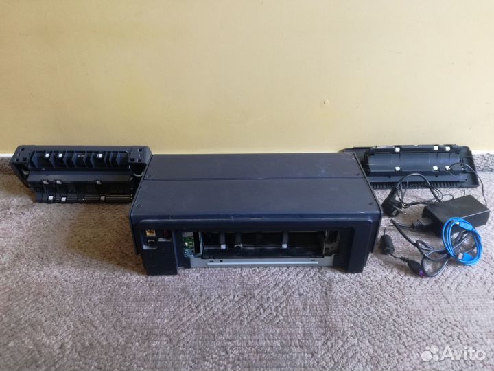 Принтер струйный HP Deskjet в хорошем состоянии