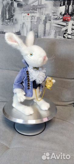 Белый кролик