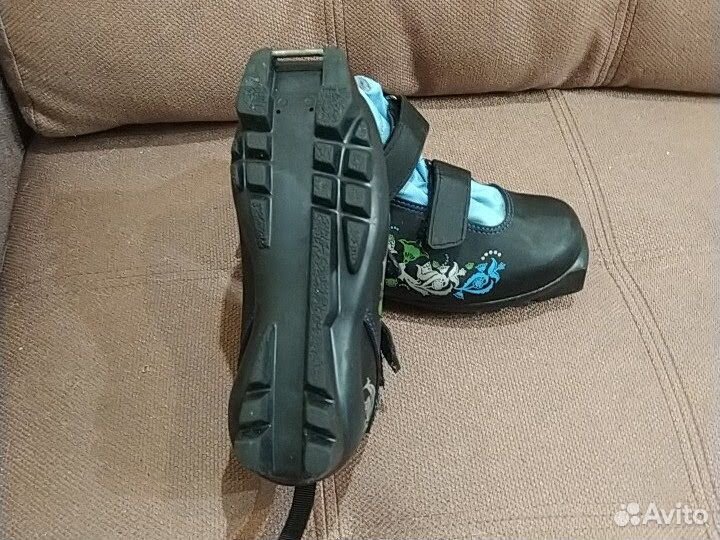 Лыжные ботинки 31р