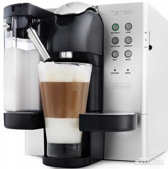 Продаётся капсульная кофемашина DeLonghi EN 720 M