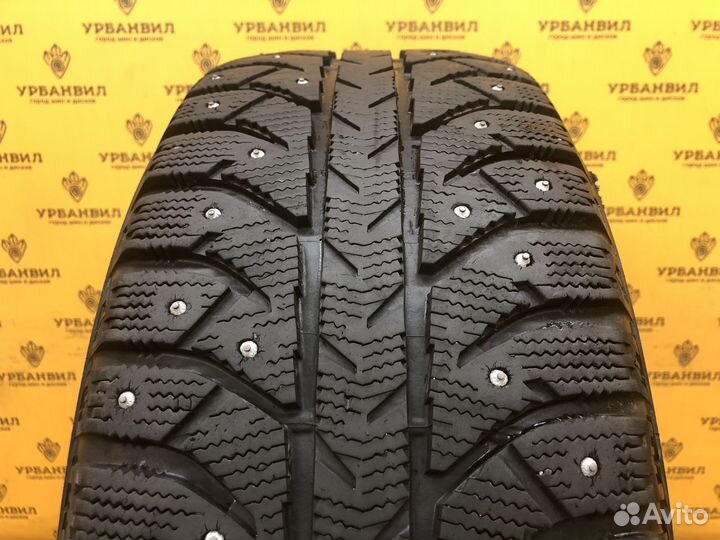 Bridgestone Ice Cruiser 7000 215/60 R16 95T