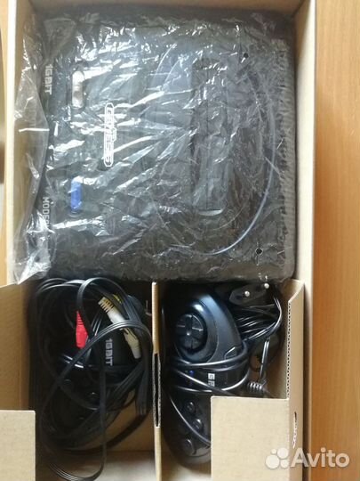 Консоль Ретро Генезис 16 бит