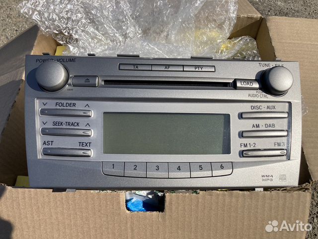 Штатная магнитола Camry 40 рестайлинг