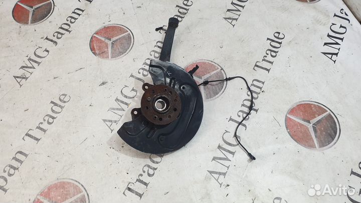 Ступица правая на Mercedes-Benz W164 ML/GL X164