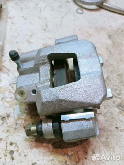 Суппорт задний провый chery