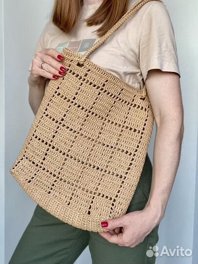 Вязаная сумка летняя из рафии