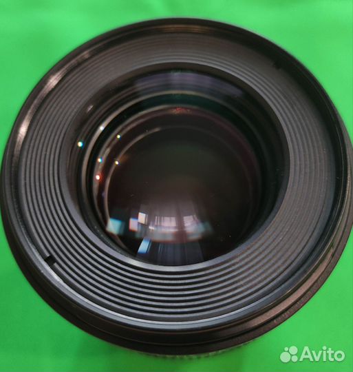 Объектив Canon EF 100mm f/2.8 L is macro USM