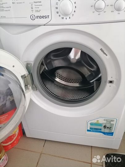 Стиральная машина на запчасти indesit на 6 кг