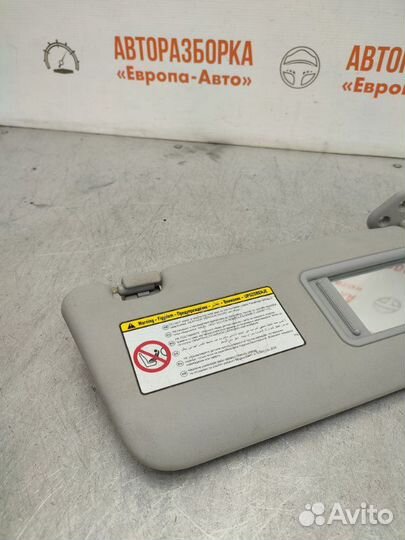 Козырек солнцезащитный правый Hyundai I30 хэтчбек