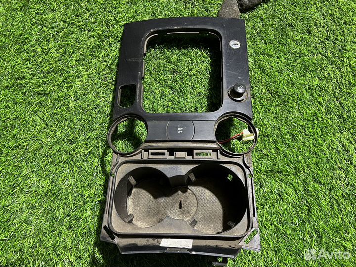 Декоративная накладка Volkswagen Touareg