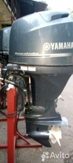 Лодочный двигатель Yamaha 100