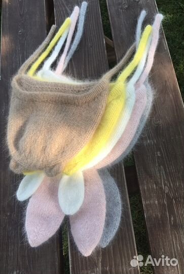 Детская вязаная шапка с ушками